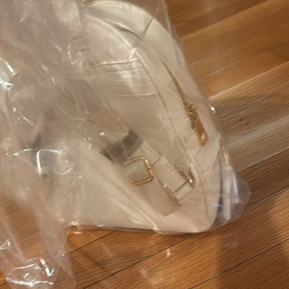 Mini backpack - Picture 3 of 3